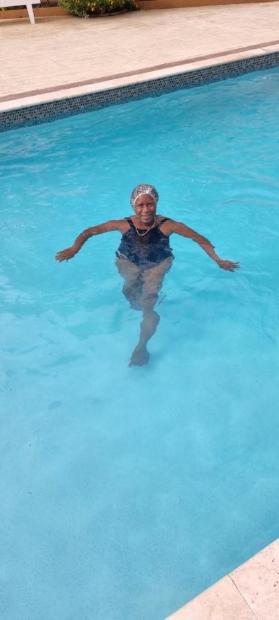 Komfort Getaway Villa At Countrymist Ocho Rios Bagian luar foto