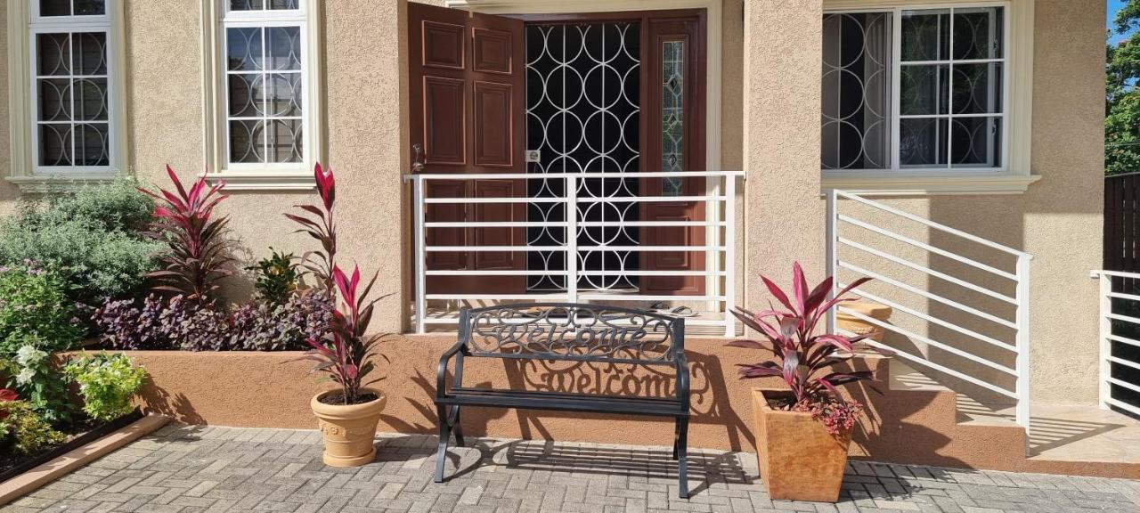 Komfort Getaway Villa At Countrymist Ocho Rios Bagian luar foto